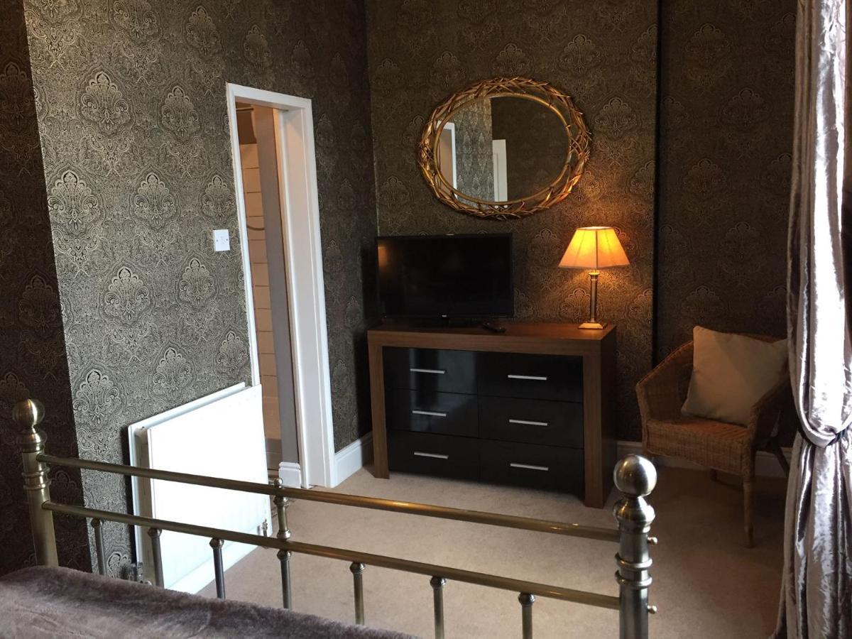 No 11 Bistro & Rooms Keighley Buitenkant foto