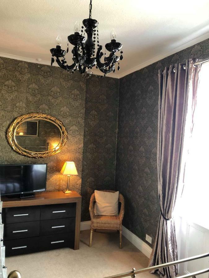 No 11 Bistro & Rooms Keighley Buitenkant foto